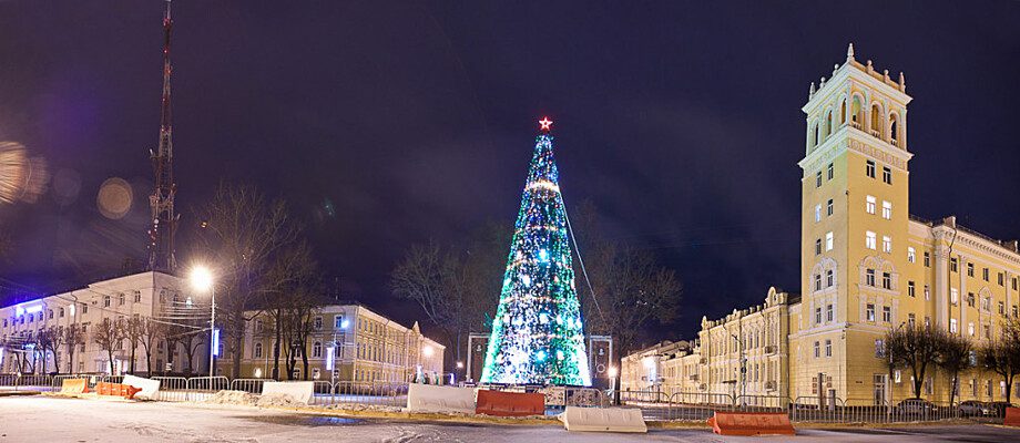 17 декабря в центре Смоленска откроют главную новогоднюю елку