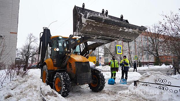 Более 30 тысяч кубометров снега вывезли из Вологды за неделю