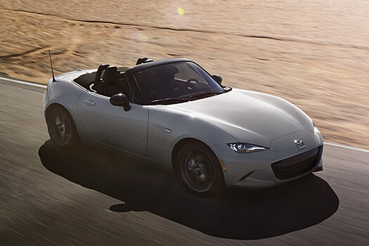 Mazda MX-5 Miata получила новую оптику, мультимедиа и подорожала