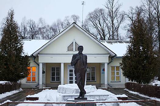 Москвичей пригласили на конкурс чтецов в музее-заповеднике «Мелихово»