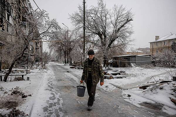 На Украине без света остались более тысячи населенных пунктов