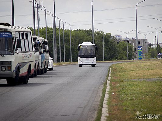 Открытие реверсивной полосы на ул. Терешковой в Оренбурге может затянуться