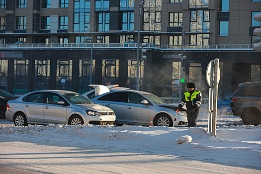 Полицейские в Ленобласти после погони со стрельбой задержали 14-летнего водителя