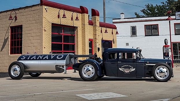 Создан кастомный хотрод 1932 Willys с прицепом-бочкой и деталями от бомбардировщиков