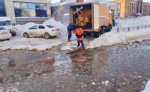 В Казани завершили работы на водопроводе по улице Амирхана