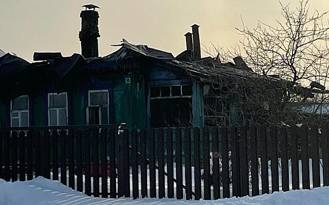 В Пензенской области при пожаре в частном доме погибли три человека