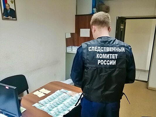 В Удмуртии осудили бывшего сотрудника УФСИН за получение взяток от заключённого