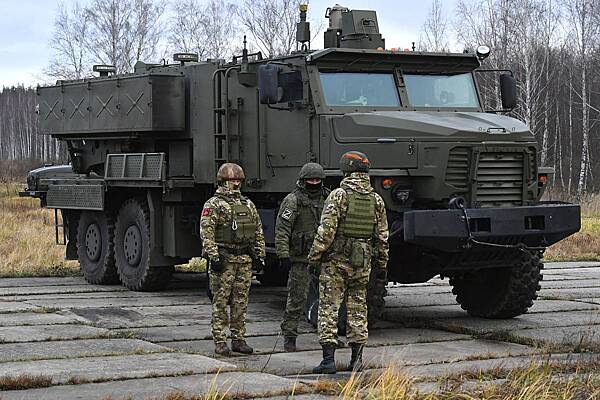 В Закарпатье военные ворвались в оздоровительный комплекс