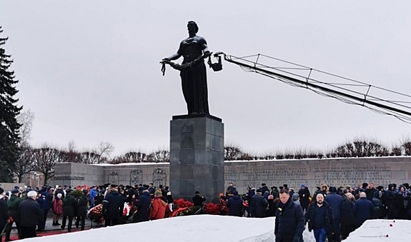 Волгоградская делегация посетила Петербург в годовщину снятия блокады