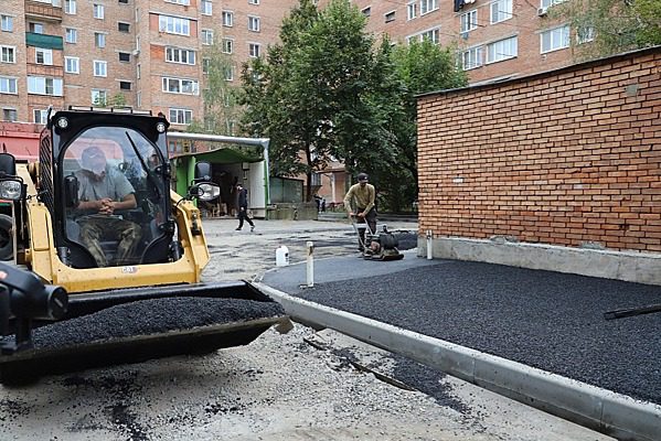 Во Владикавказе за год благоустроили больше 40 дворов