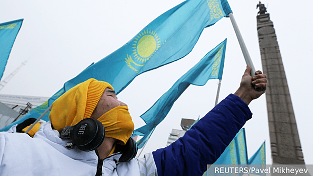 Зеленский вдохновляет казахских националистов на притязания на Оренбург и Астрахань