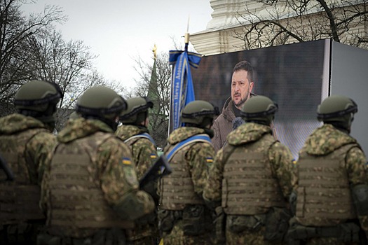 Зеленский заявил о намерении искать новых поставщиков снарядов