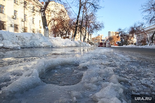 Жилые дома и детский сад в Тюмени остались без воды из-за аварии на сетях