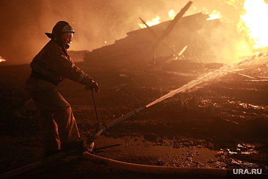 112: в Волгограде загорелся завод «Лукойла»