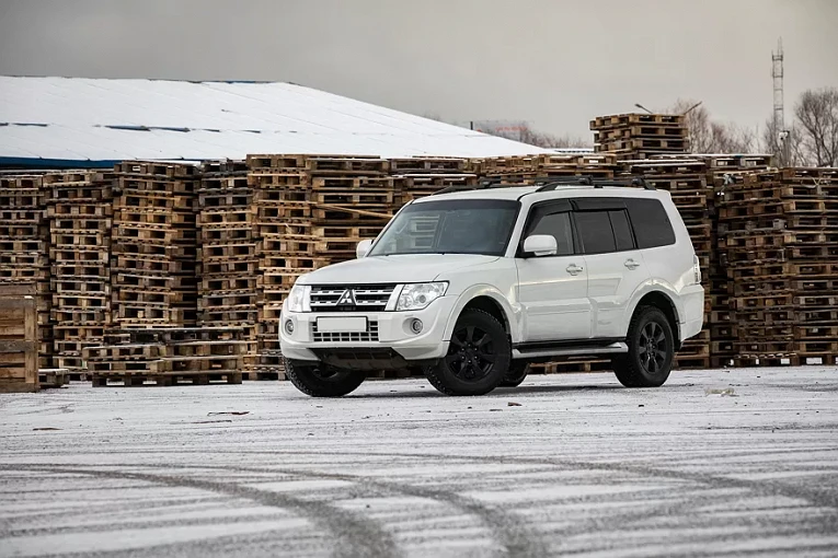 Mitsubishi Pajero IV (NS) с пробегом: дешевые моторы с разборки и слишком хитрые тормоза7