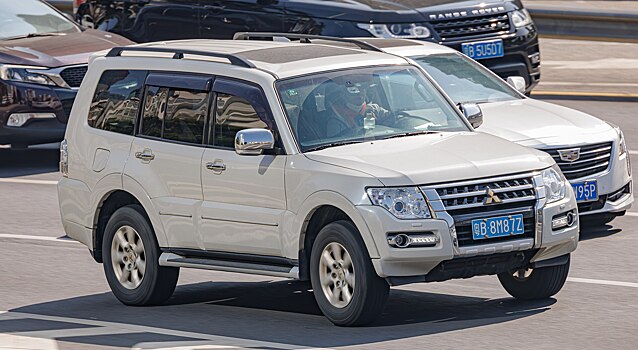 Mitsubishi Pajero может вернуться в виде гибрида