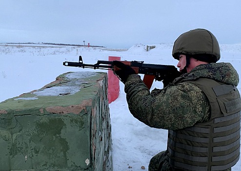 Под Оренбургом мотострелки ЦВО отработали действия при маневренной обороне