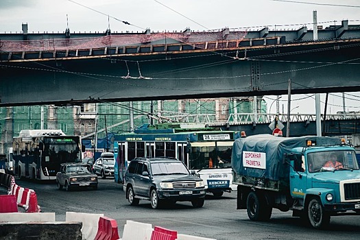 В Новосибирске восстановили движение троллейбусов на площади Труда