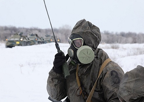 Военнослужащие ЦВО ликвидировали последствия условного химического заражения на полигоне под Екатеринбургом