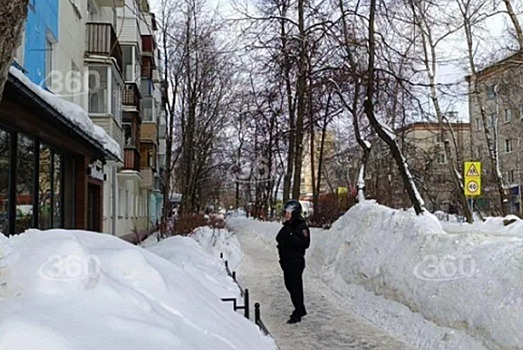 Жителей четырех домов эвакуировали из-за взрывчатки в Лобне