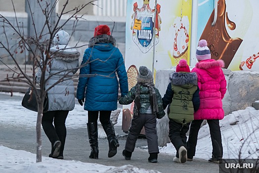 В ХМАО более 100 многодетных матерей досрочно вышли на пенсию