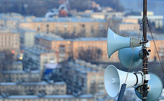 В половине регионов Украины отменили воздушную тревогу