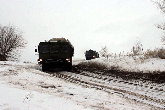 Военнослужащие ЦВО отработали нанесение группового ракетного удара по целям условного противника из ОТРК «Искандер-М» под Оренбургом