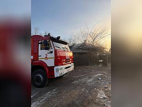 Жилой дом загорелся на Зенитке