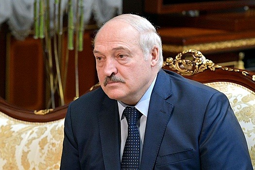 Лукашенко подтвердил переброску на рубежи с Украиной почти трети армии