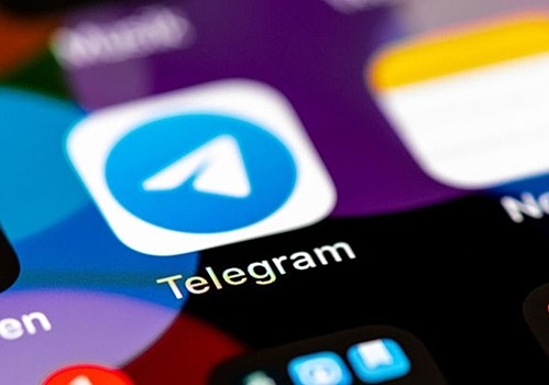 Пользователи пожаловались на сбои в работе WhatsApp и Telegram