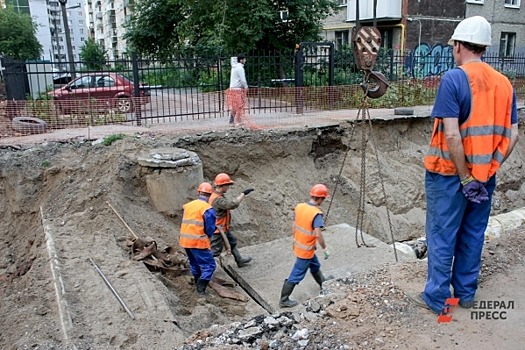 Больше 50 утечек воды обнаружили в Великом Новгороде