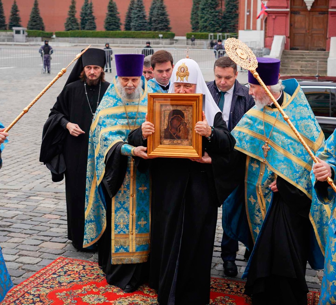 Что за Казанская икона Божией матери и как её нашли спустя век поисков. Простыми словами5