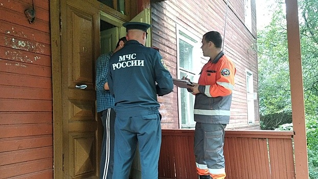 Десять квартир на Советском проспекте проверили на соблюдение требований пожарной безопасности