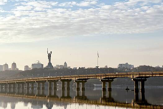 Два главных моста в Киеве оказались на грани обрушения