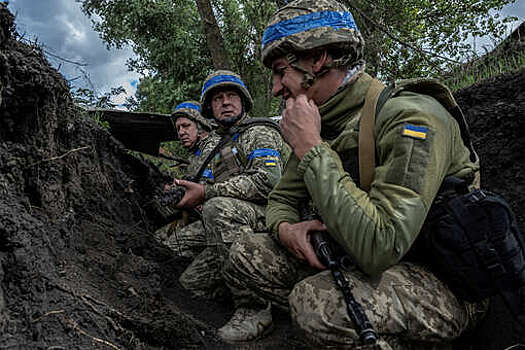 Экс-разведчик Риттер: фронты ВСУ под Курском и в ДНР в критическом состоянии