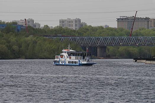 Мужчина заснул на сап-борде и его унесло за 10 километров от берега в Краснодаре