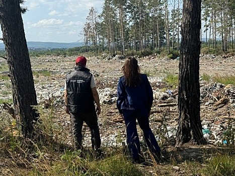 На незаконную свалку опасных отходов в Екатеринбурге нагрянули силовики