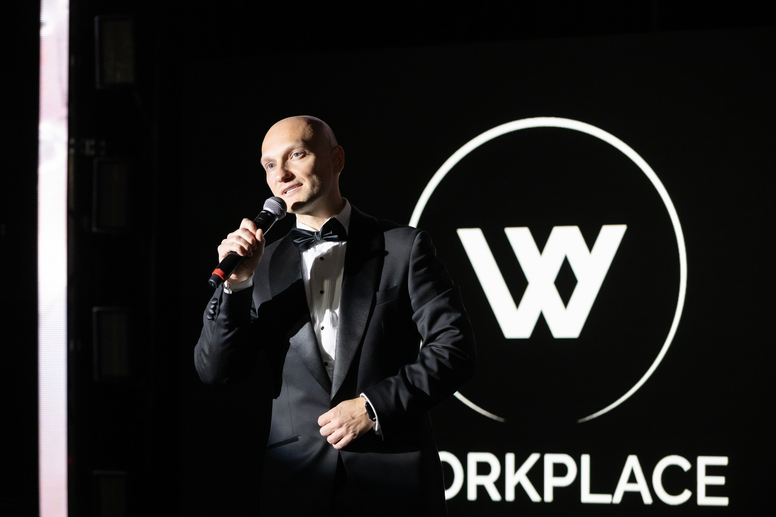 На вершине успеха: названы победители премии WORKPLACE AWARDS 20244