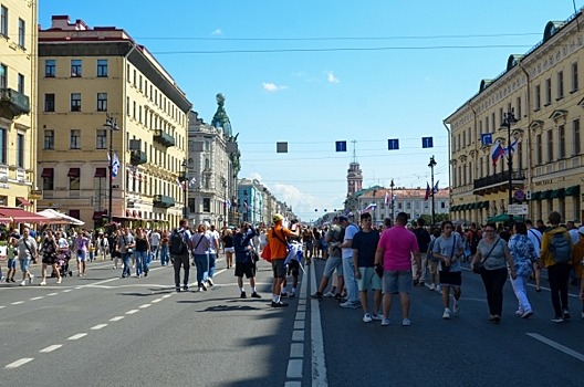 Петербуржцам пообещали на выходные новые рекорды по жаре