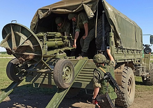 Под Калининградом минометчики морской пехоты Балтийского флота уничтожили условного противника с применением разведывательно-огневого комплекса