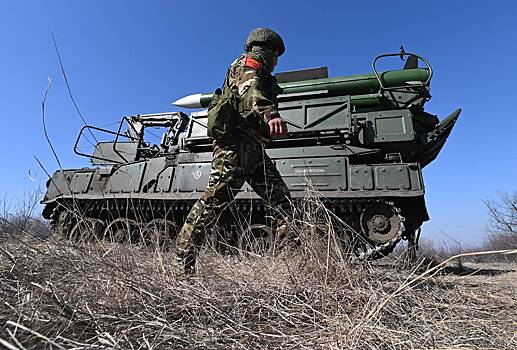 Российские военные сбили украинские вертолет и самолет над правым берегом Днепра