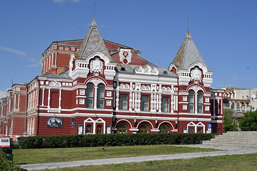 Самарцы могут проголосовать за спектакль театра драмы в рамках престижной российской премии