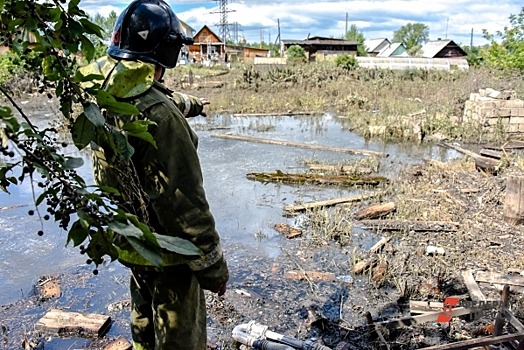 Сотни дачных участков в Новосибирске остаются под водой