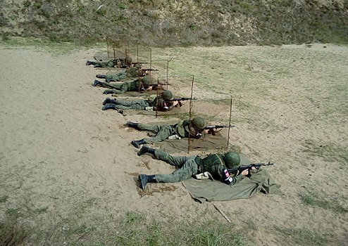 В Калининграде с военнослужащими военной полиции проведены занятия по огневой подготовке