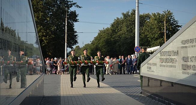 В выходные дни на площади 1905 года открывается традиционная осенняя ярмарка