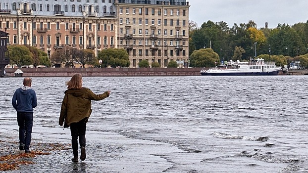 Дамбу в Санкт-Петербурге перевели в режим готовности