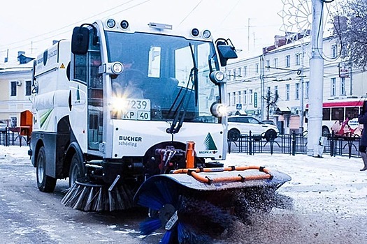 Коммунальным службам Калуги передали партию спецтехники