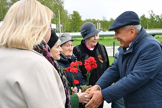 Рустам Минниханов: День пожилых людей — прекрасный повод сказать теплые слова старшему поколению