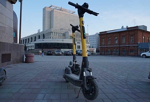 Самокаты взяли паузу в Омске: прокат временно не работает