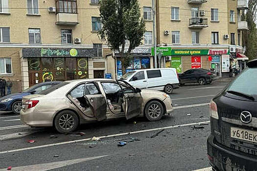 СК возбудил дело по факту взрыва автомобиля в центре Луганска